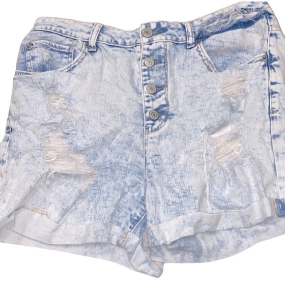 Time and Tru distressed denim shorts high rise size 12 - Picture 1 of 8
